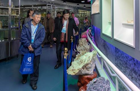 说明: c:\documents and settings\administrator\桌面\工程认证\专家组考察第二天\20181204_食药学院工程认证12.jpg