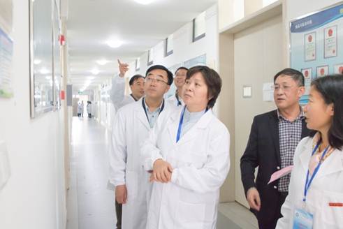 说明: c:\documents and settings\administrator\桌面\工程认证\专家组考察第一天\img_9609.jpg